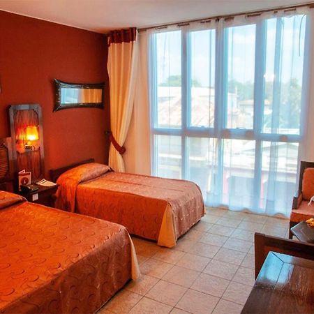 Le Grand Hotel Diego Antsiranana Ngoại thất bức ảnh