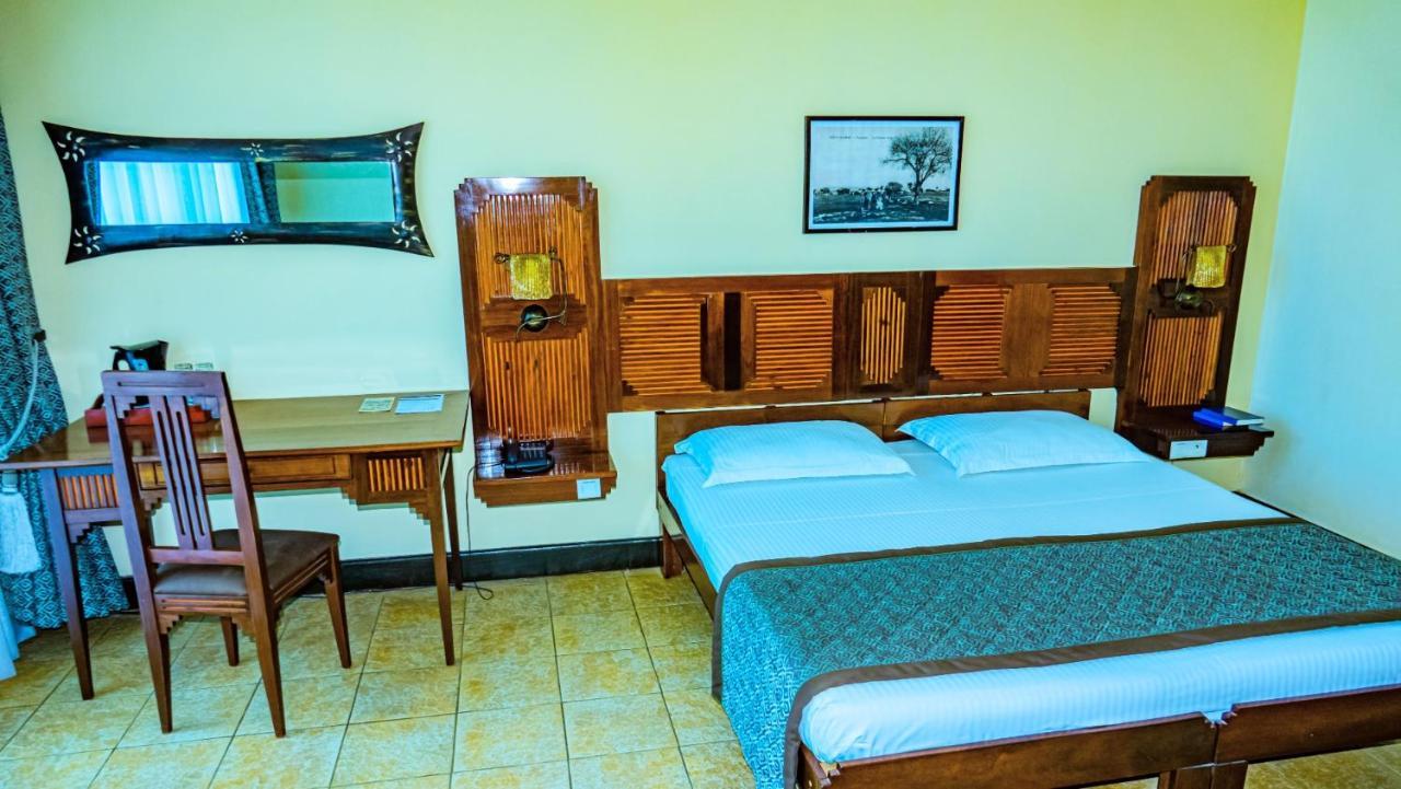Le Grand Hotel Diego Antsiranana Ngoại thất bức ảnh