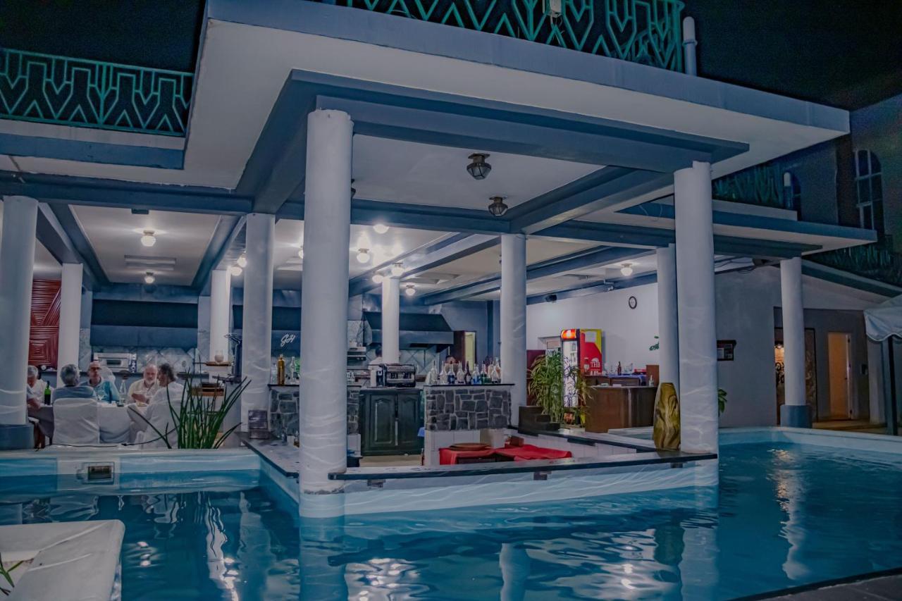 Le Grand Hotel Diego Antsiranana Ngoại thất bức ảnh