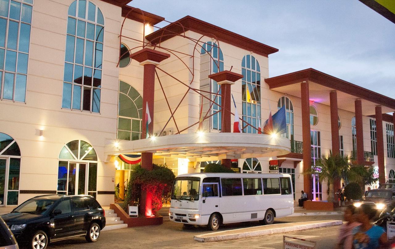 Le Grand Hotel Diego Antsiranana Ngoại thất bức ảnh