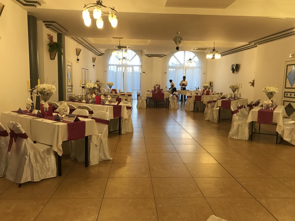 Le Grand Hotel Diego Antsiranana Ngoại thất bức ảnh
