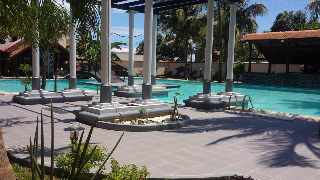 Le Grand Hotel Diego Antsiranana Ngoại thất bức ảnh