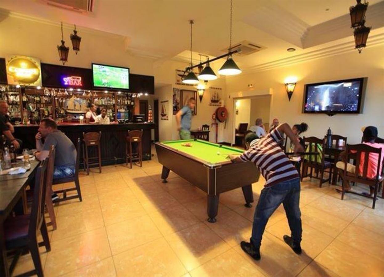 Le Grand Hotel Diego Antsiranana Ngoại thất bức ảnh