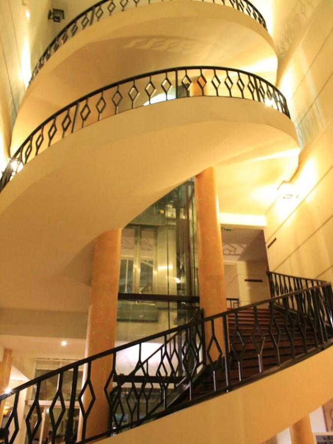 Le Grand Hotel Diego Antsiranana Ngoại thất bức ảnh